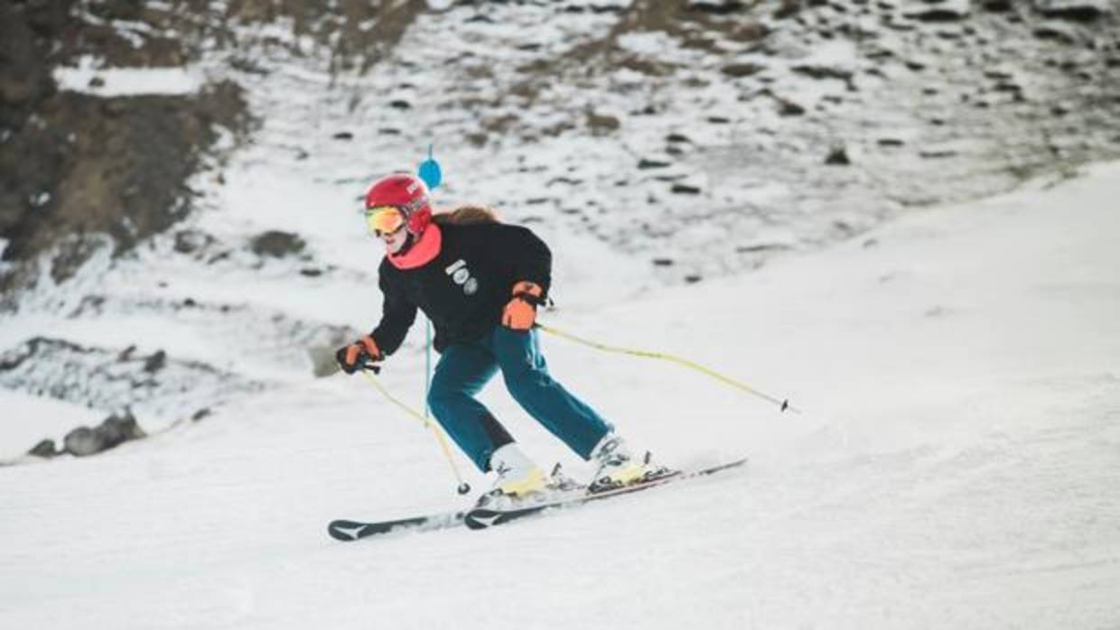 Un esquiador en las pistas de Formigal-Panticosa