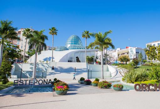 Estepona, así es esta ciudad moderna con historia y sabor a mar