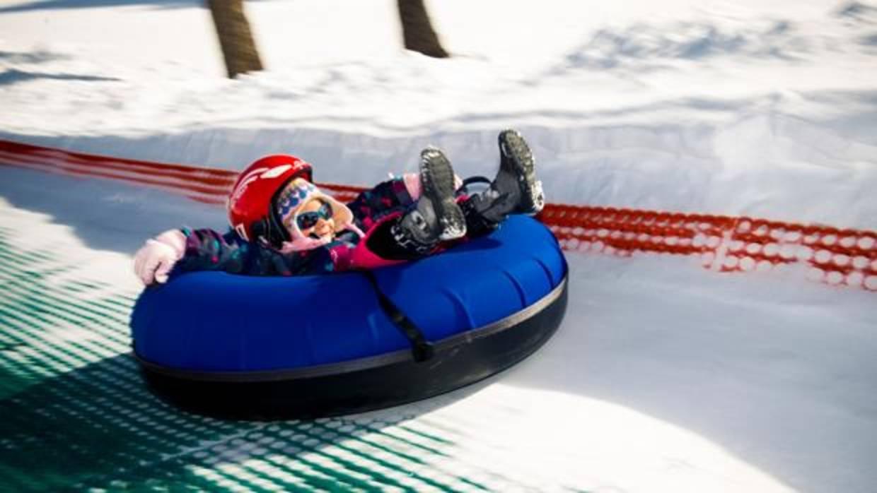 Cómo disfrutar un día en un parque de aventuras en la nieve