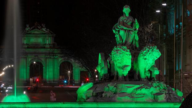 Los monumentos que se tiñen de verde en honor a San Patricio