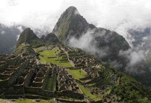 Machu Picchu, entre la neblina