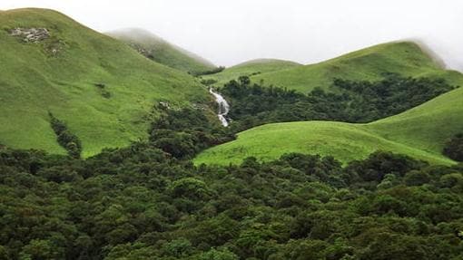 Grass Hills forma parte de la cadena montañosa de los Ghats occidentales, más antigua que el Himalaya