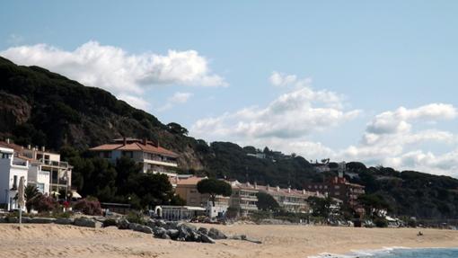 La playa Kalima, una pequeña joya del Maresme