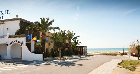 Antonio, junto a la playa de Zahara de los Atunes