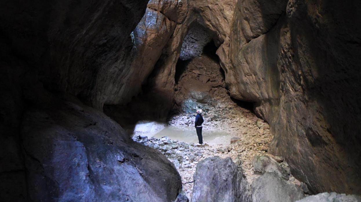 Ojo Guareña, con seis niveles y más de 100 km de cuevas para adentrarse en la aventura.