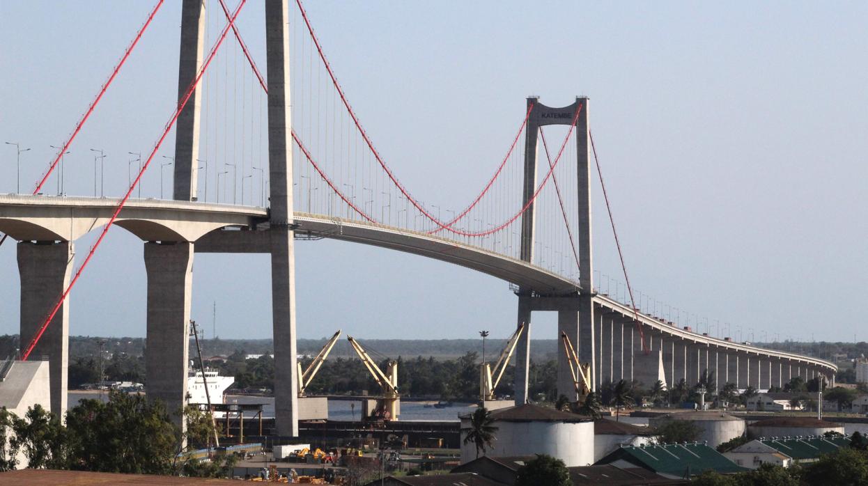 El Puente Maputo la infraestructura más cara construida tras la independencia lusófona de Mozambique en 1975