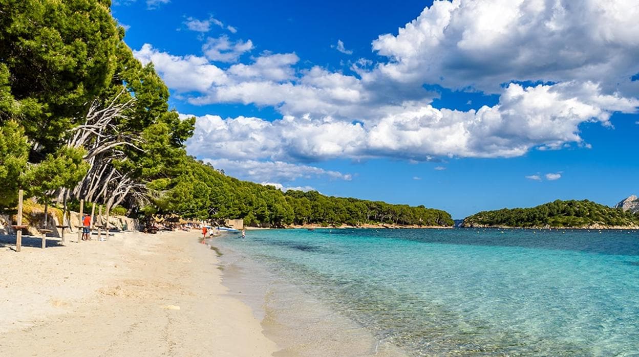 En el puesto 22 está la playa española de Formentor en la isla balear de Mallorca