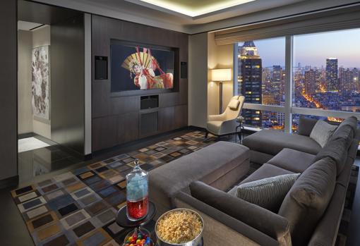 Sala de estar de la Suite 5000, con vistas a Manhattan