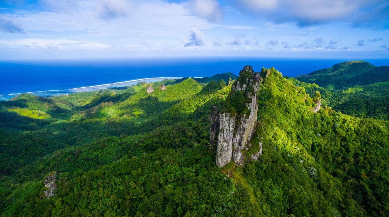 La ruta hacia la roca sagrada de las Islas Cook
