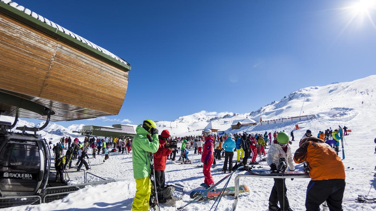 Fin de semana de esquí en más de veinte estaciones españolas