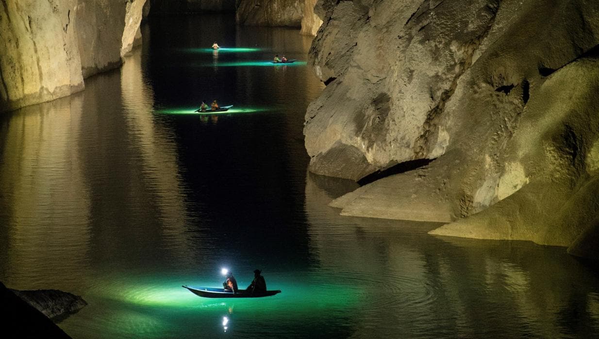 Imagen facilitada por Oxalis de la cueva de Son Doong, la más grande del mundo, en el centro de Vietnam