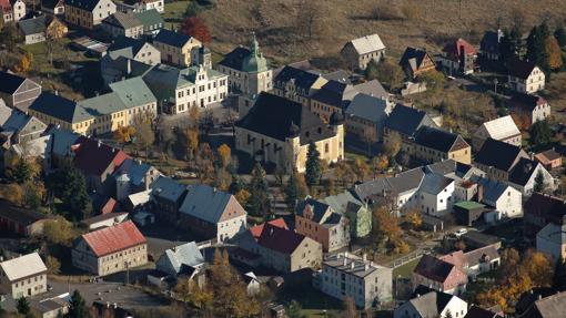Vista aérea de Horní Blatná, en la República Checa
