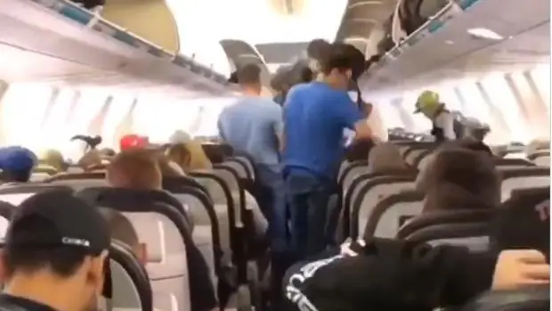El vídeo que demuestra que es posible desembarcar correctamente de un avión