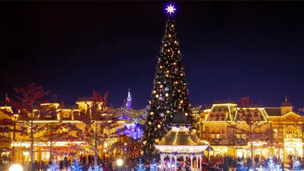 La magia de la Navidad llega a Disneyland París