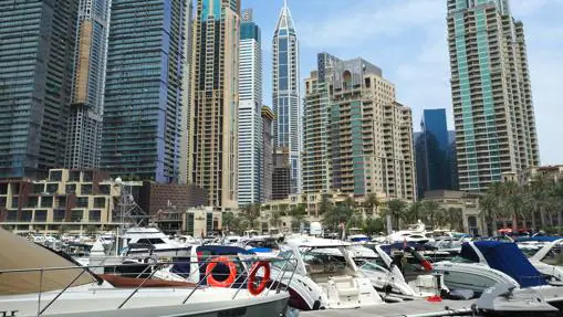 Parte del skyline de Dubái, visto desde el puerto