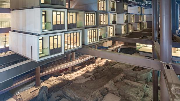El hotel de cinco estrellas que «flota» sobre las ruinas de una antigua ciudad del siglo III a. C. en Turquía