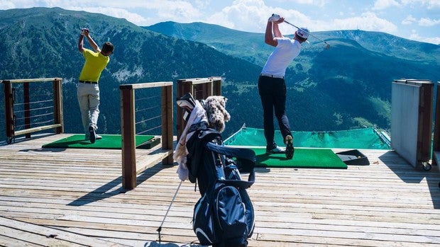 El campo de golf a más altura de Europa y otras formas emocionantes de hacer deporte en Andorra