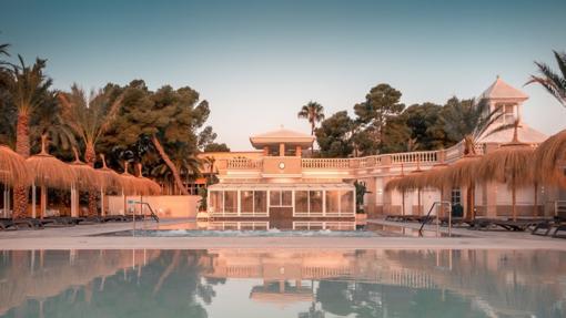 Pasear por el bosque o descansar en un balneario, planes para empezar bien el otoño