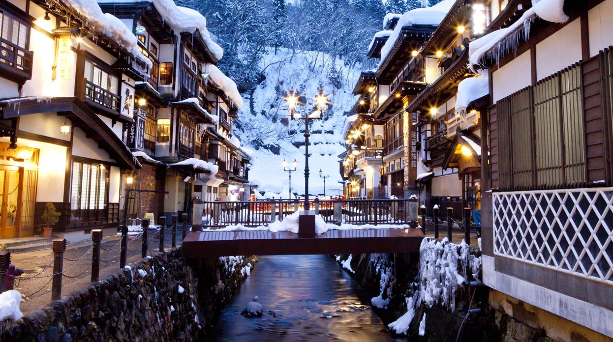 Balneario de aguas termales Ginzan Onsen