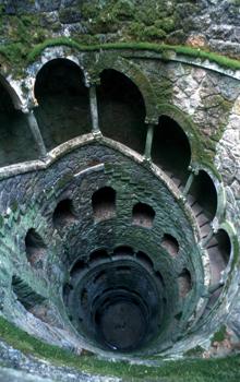 Pozo de iniciación de Quinta da Regaleira