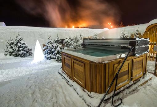 Zona de relajación nórdica con jacuzzis y sauna