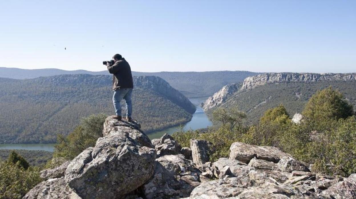 Un fotógrafo en el Parque Nacional de Monfragüe