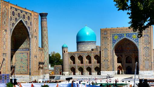 La Madrasa Dorada y la Madrasa Sher Dor, en Samarcanda