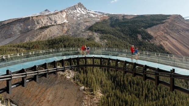 Cinco de los puentes de cristal más impresionantes del mundo