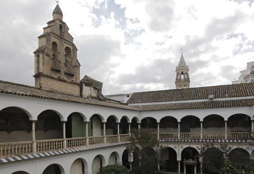 Convento de Santa Inés, en la calle Doña María Coronel