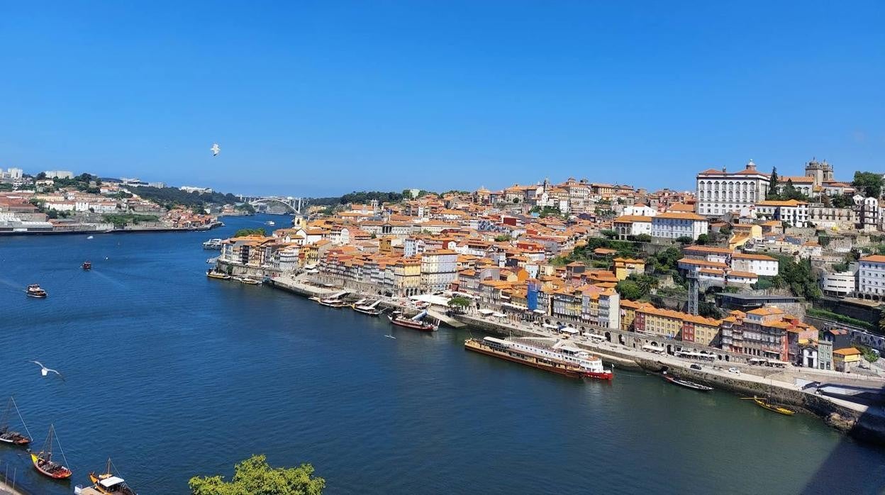 Vista de Oporto y del río Duero desde Gaia.