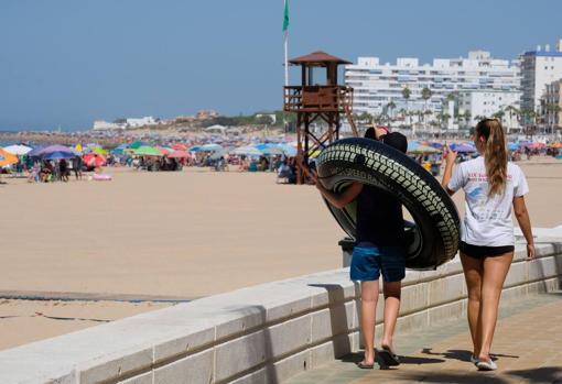 Playa urbana La Costilla, Rota