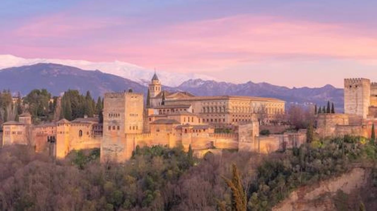 Panorámica de la Alhambra desde el Mirador de San Nicolás en Granada