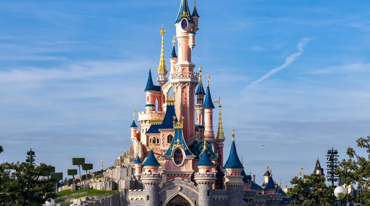 Torre del castillo de Disney Fondo transparente  PNG Mart