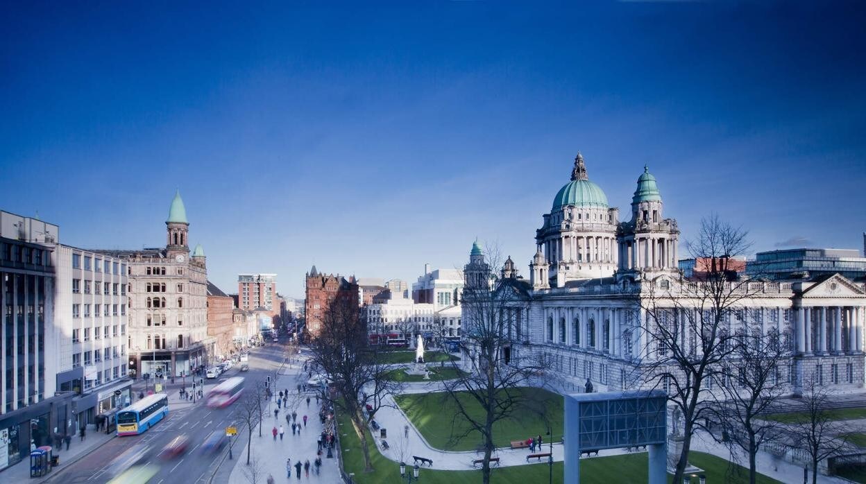 En la imagen el Ayuntamiento de Belfast, Irlanda del Norte