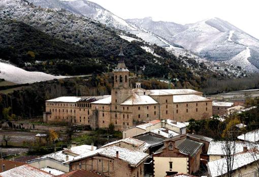 Fotografía de archivo del monasterio de Yuso, en San Millán de la Cogolla