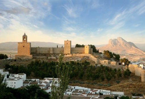 Ruta mágica y patrimonial por los castillos de Málaga